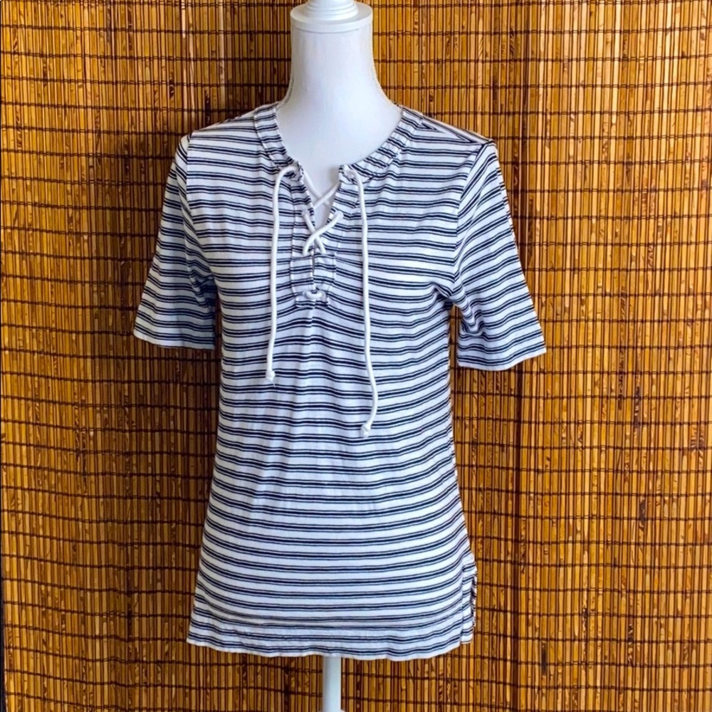 Cute Navy Blue and White Small Loft Tee Shirt